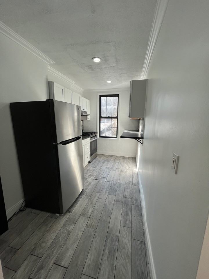 6418 Fresh Pond Rd Unit 1 #1 - Photo 4 of 17