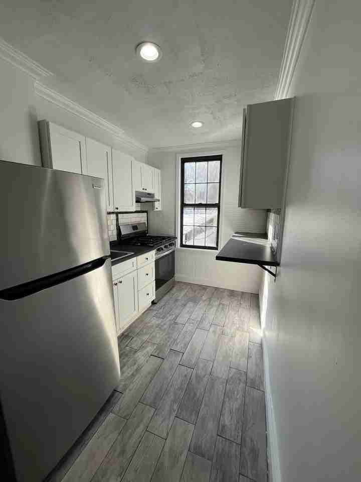 6418 Fresh Pond Rd Unit 1 #1 - Photo 5 of 17