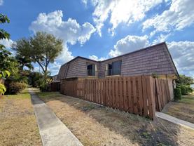 731 Springdale Cir - Photo 1 of 1