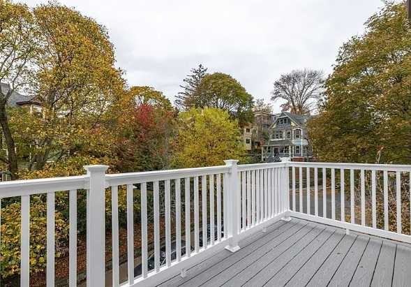 Sawyer Ave - Photo 7 of 7