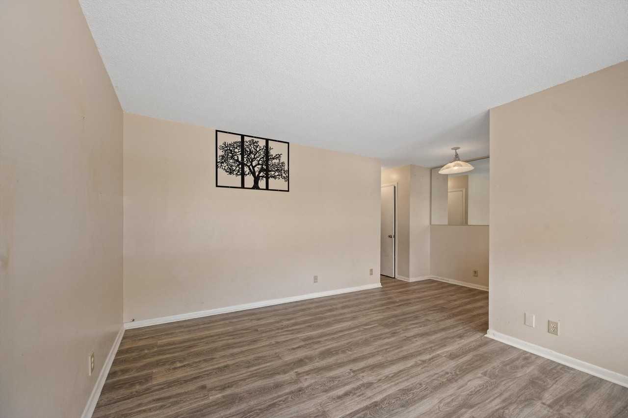 201 S J St #3 - Photo 5 of 15