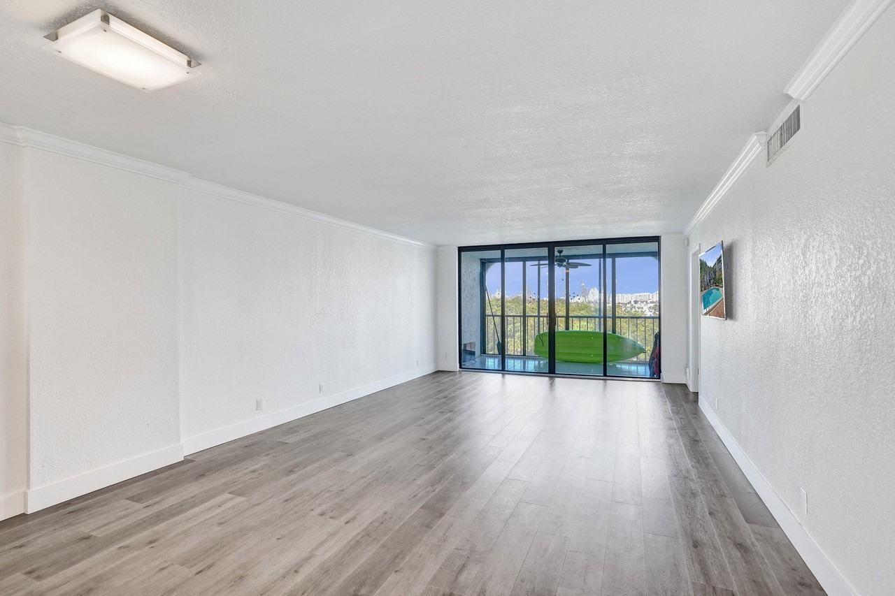 1631 Riverview Rd #507 - Photo 5 of 25