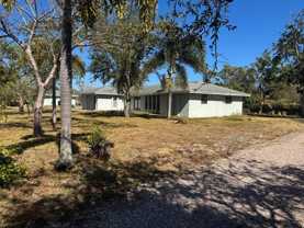 1430 Stacy St N #1 - Photo 1 of 1