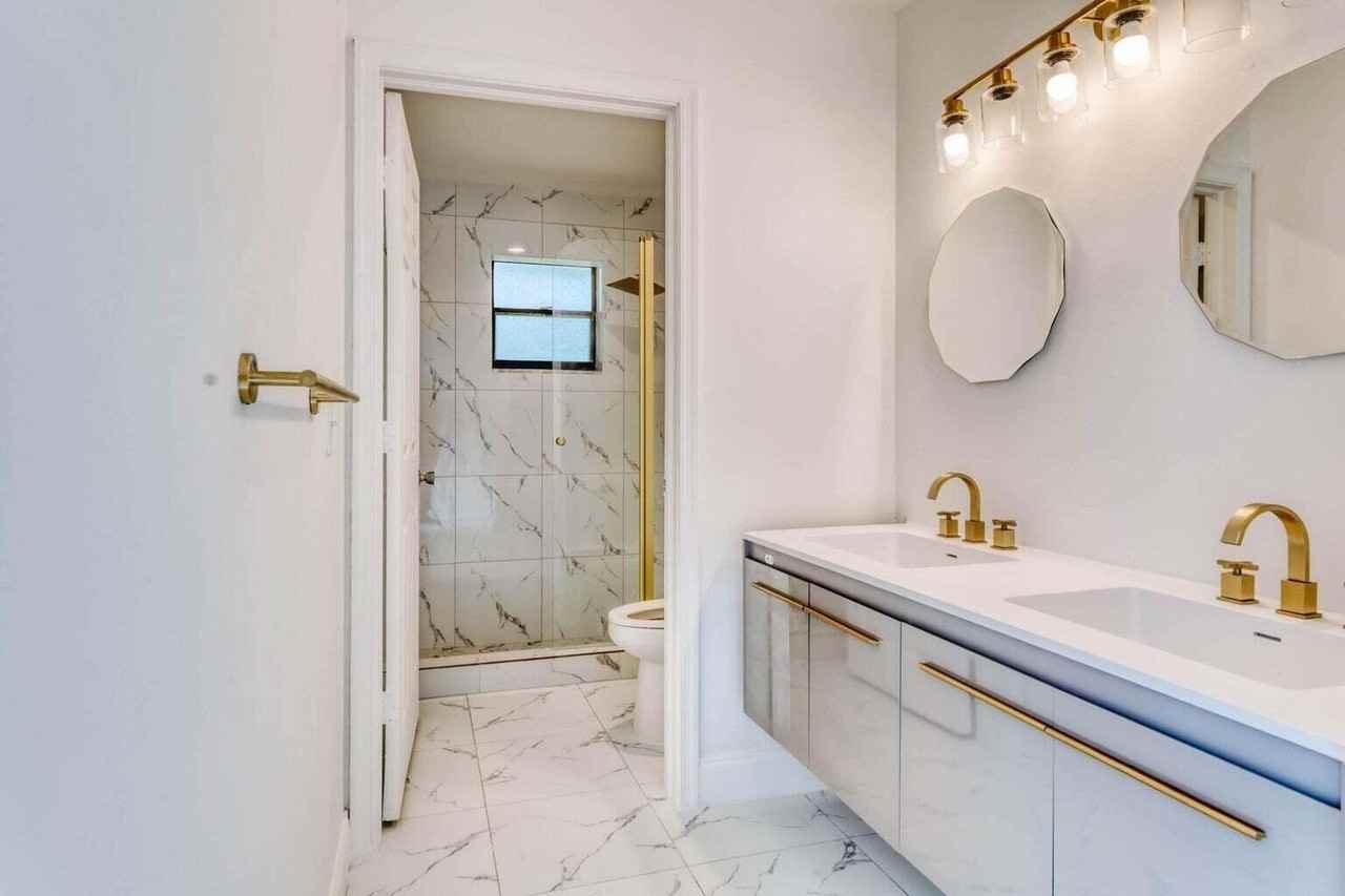 101 Fairway Ln - Photo 2 of 3