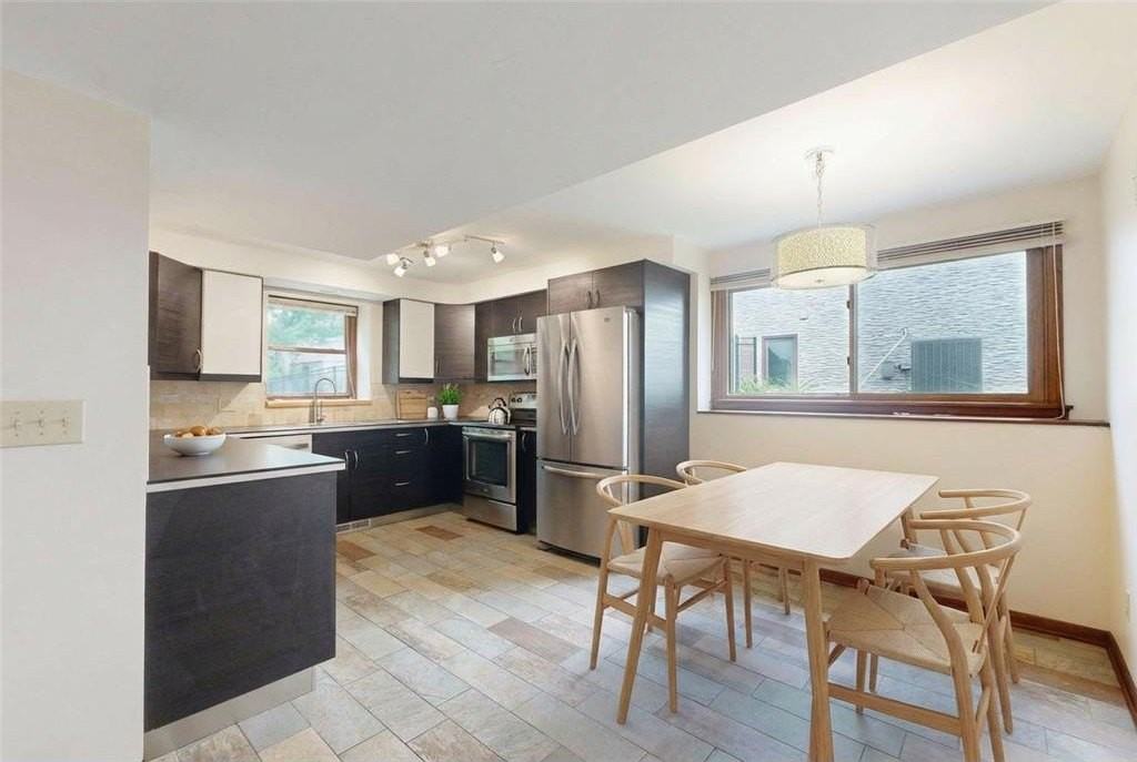 3308 Roosevelt Ct Ne #3310 - Photo 3 of 30