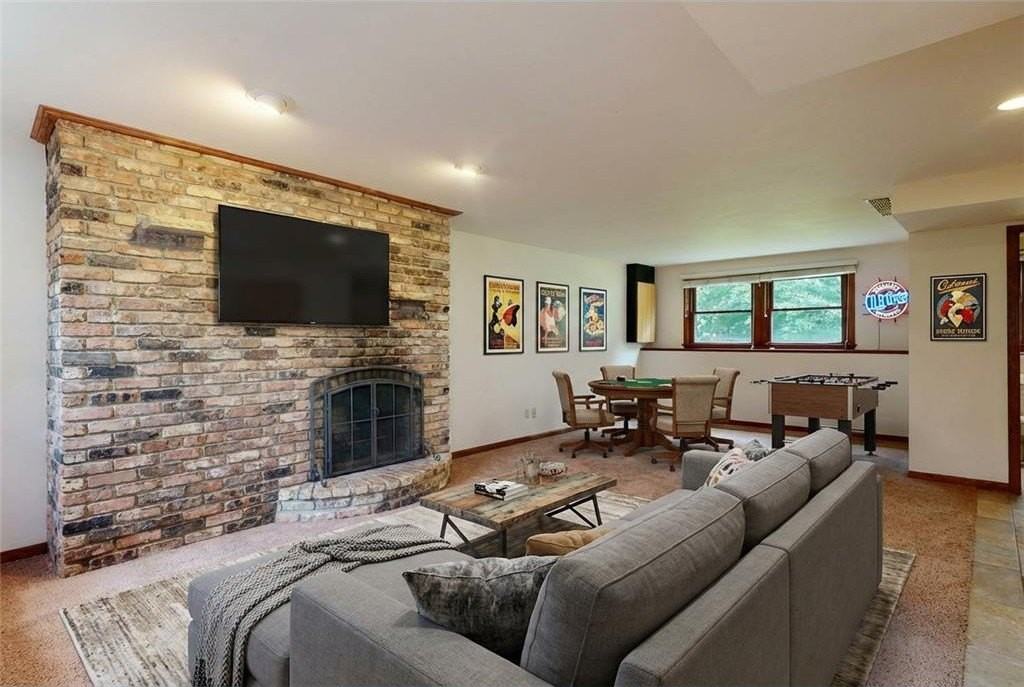 3308 Roosevelt Ct Ne #3310 - Photo 4 of 30