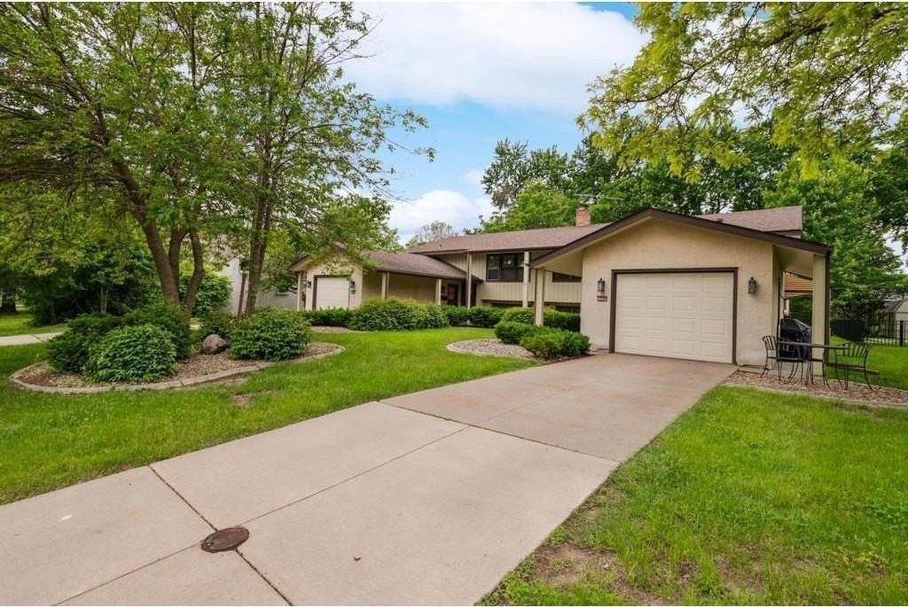 3308 Roosevelt Ct Ne #3310 - Photo 6 of 30