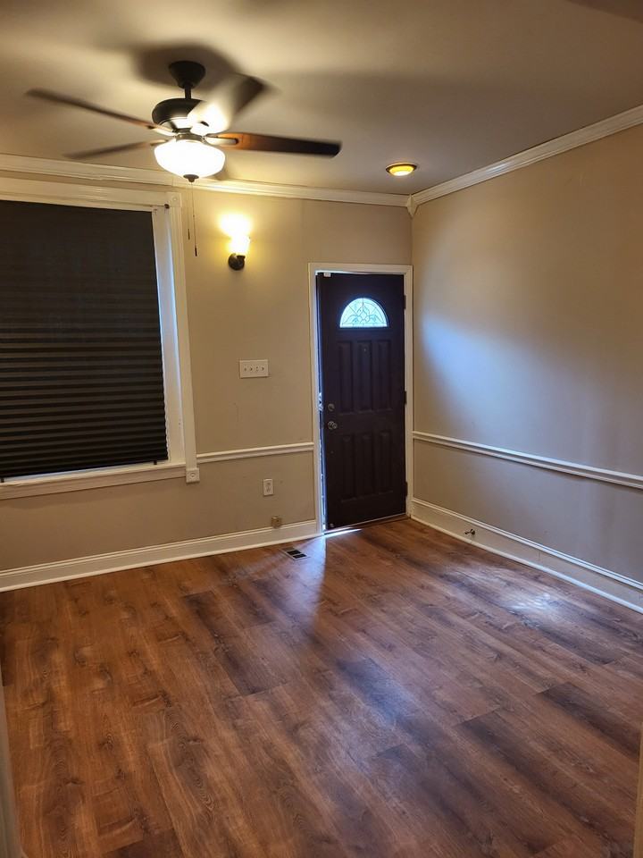 2960 N Taylor St - Photo 2 of 8