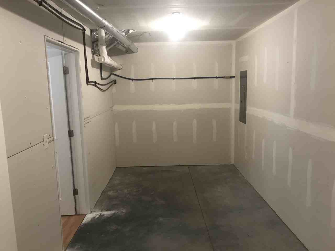 175 Portland Rd #3 - Photo 7 of 21