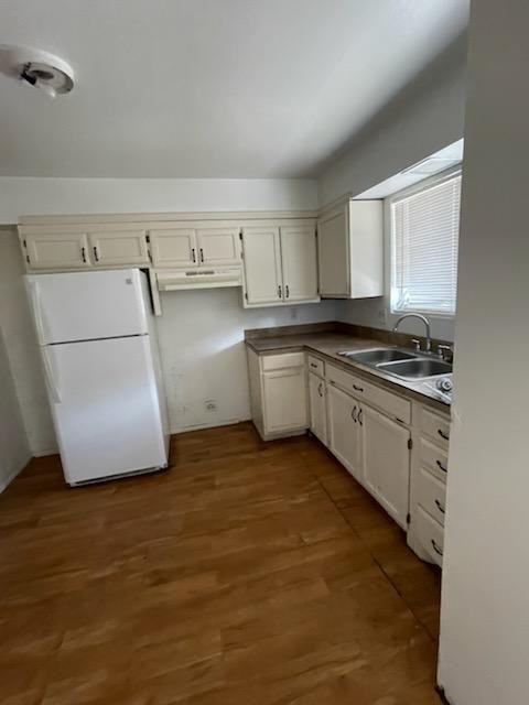 541 Palomas Dr Se #B - Photo 5 of 9