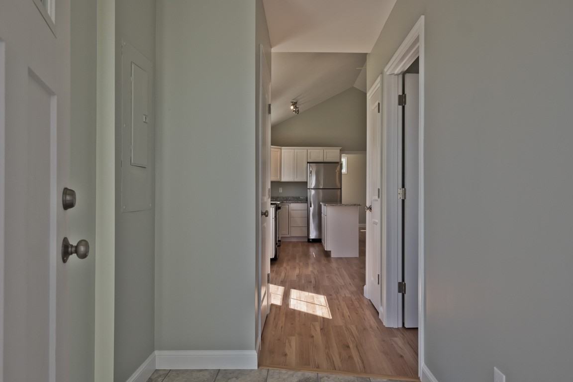 298 Portland Rd - Photo 2 of 26