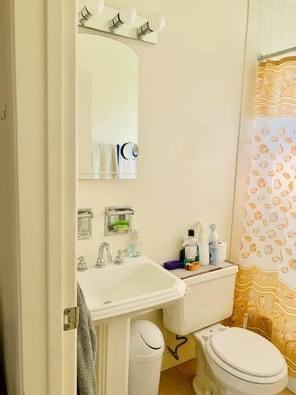 137 Greenwood Ave #1 - Photo 2 of 8