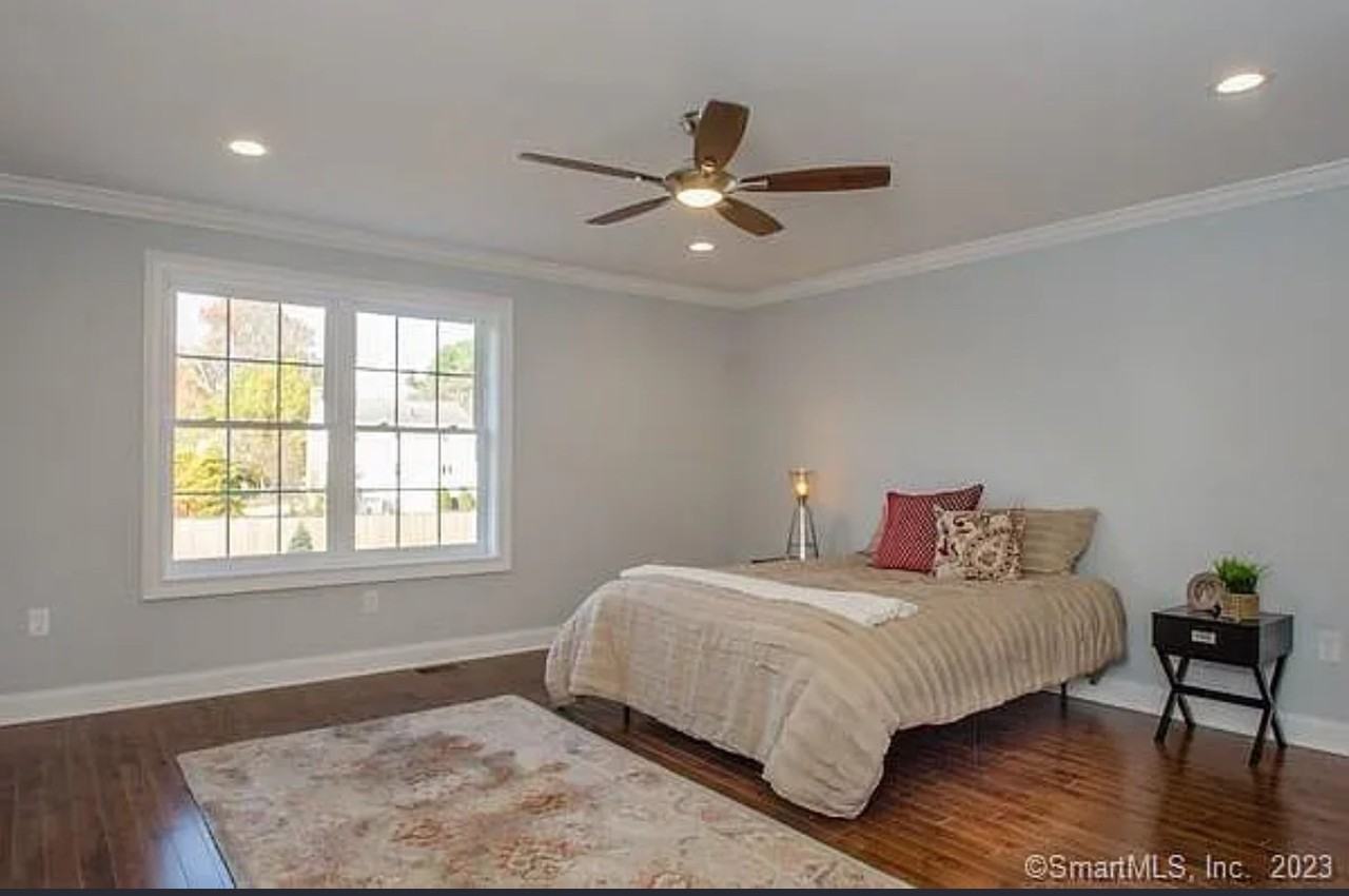 777 N Main St #5 - Photo 3 of 17