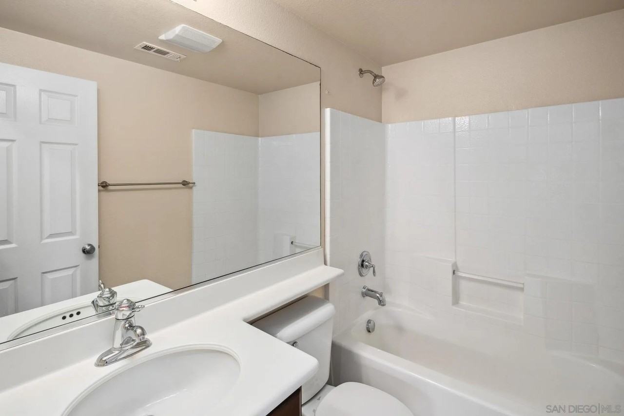 1618 Moonbeam Ln - Photo 7 of 30