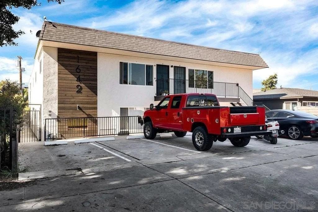 1642 C Ave - Photo 2 of 22