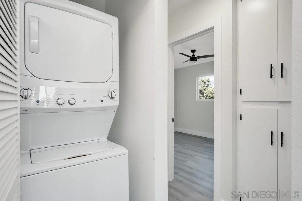 1642 C Ave - Photo 7 of 22