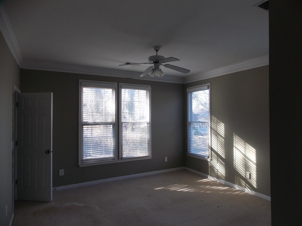 1378 Lucile Ave Sw - Photo 6 of 15