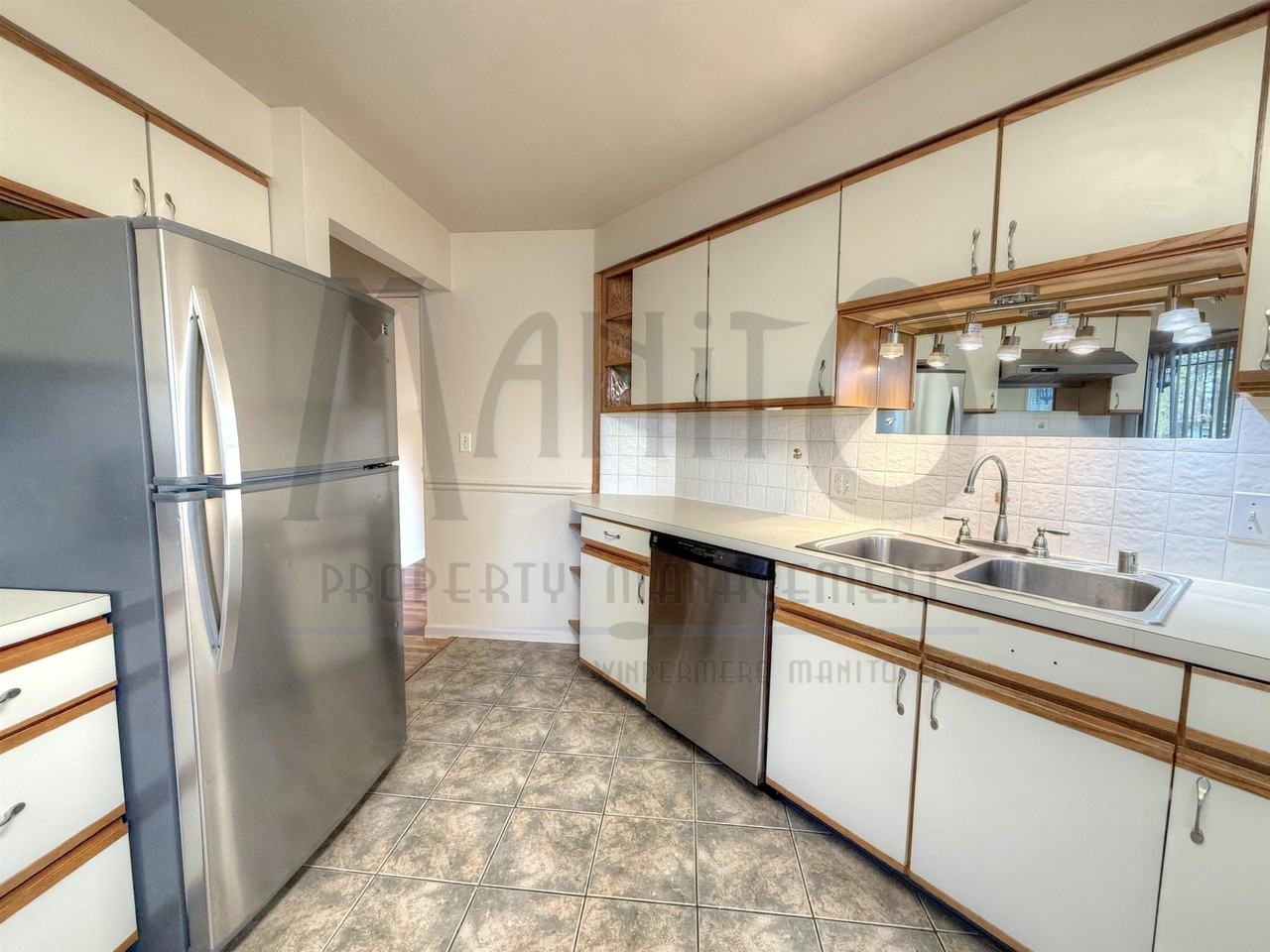 1210 W Warn Way - Photo 5 of 20