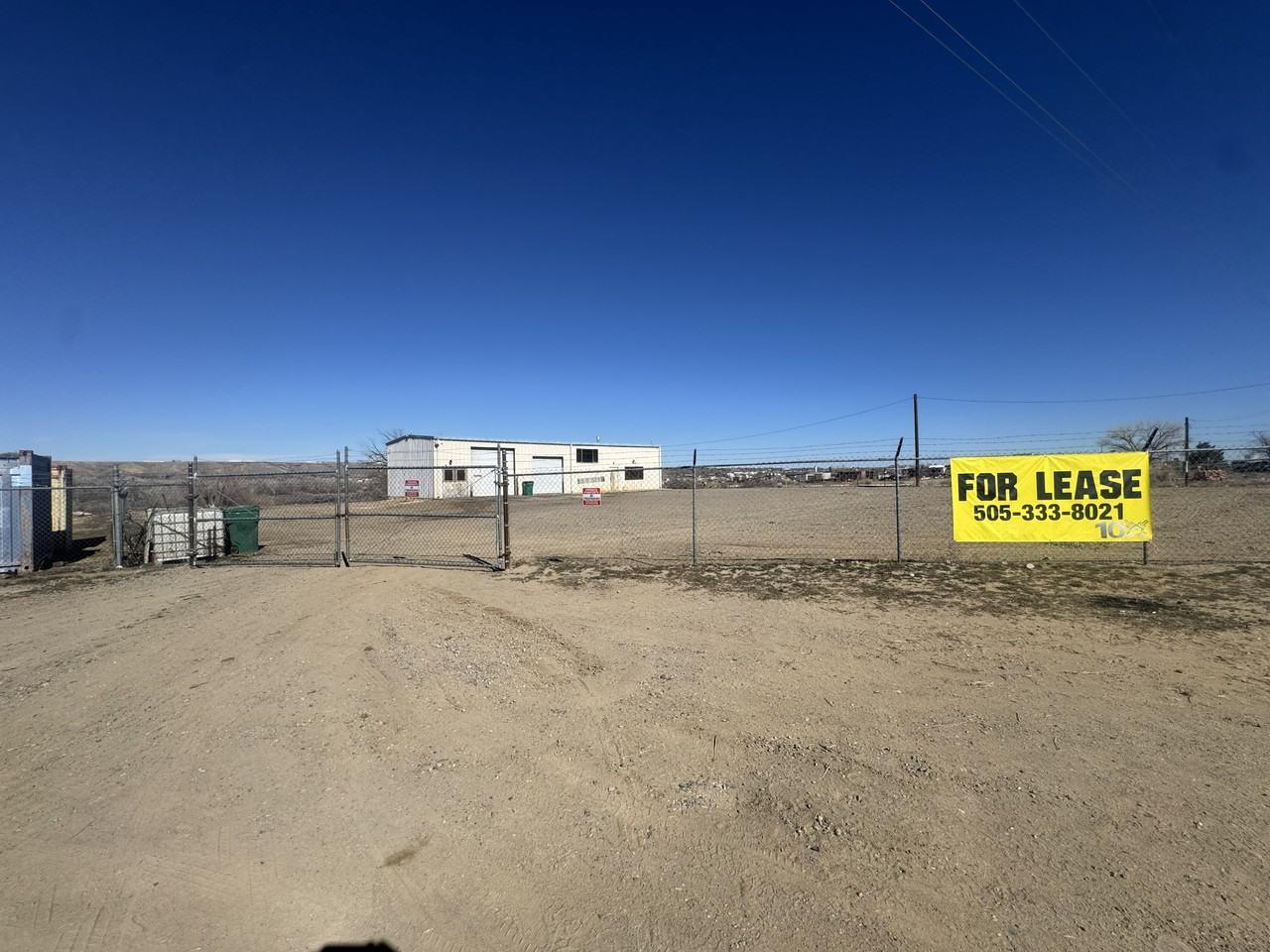 1851 Bisti Hwy - Photo 2 of 15