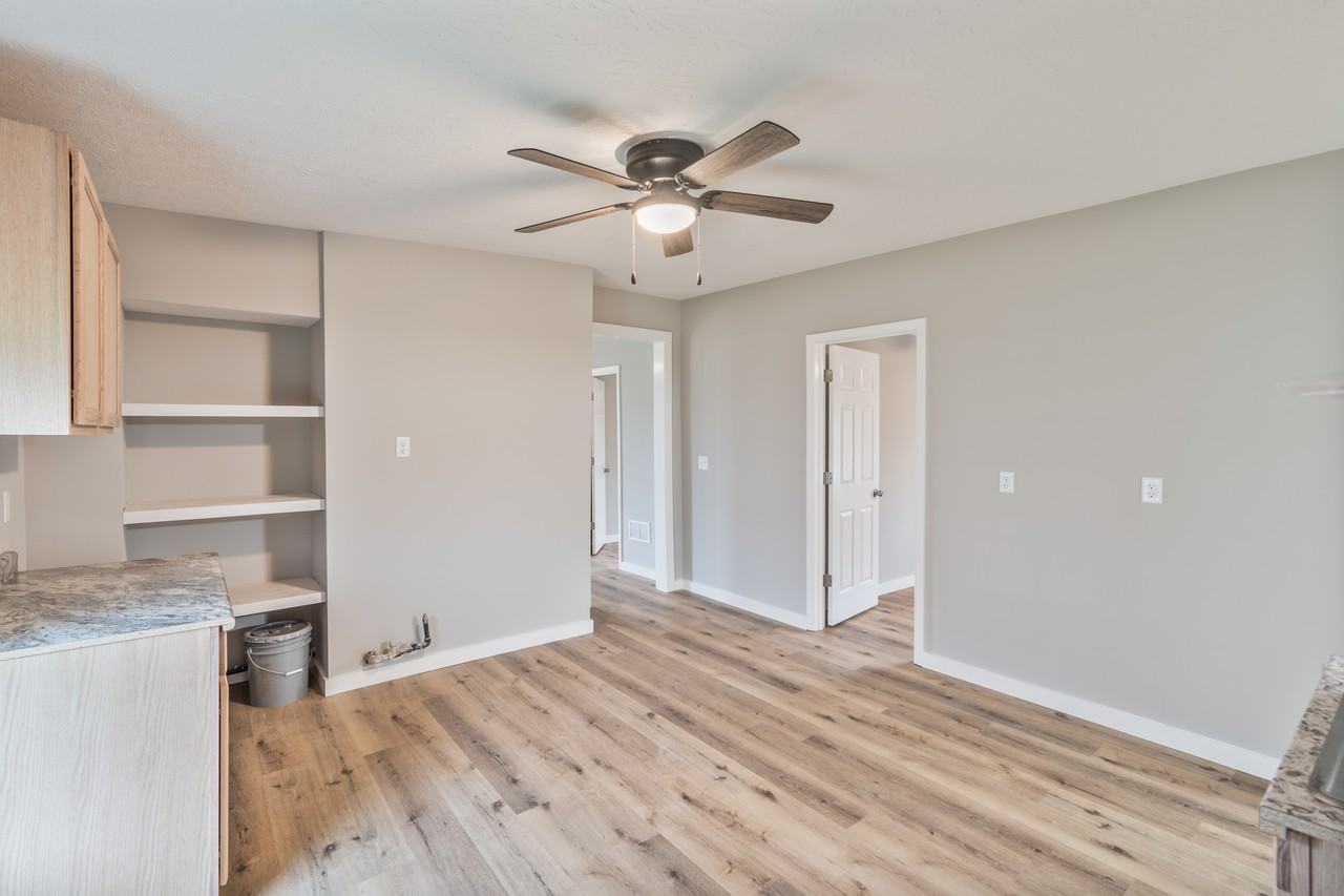 1442 Magnolia St - Photo 6 of 14