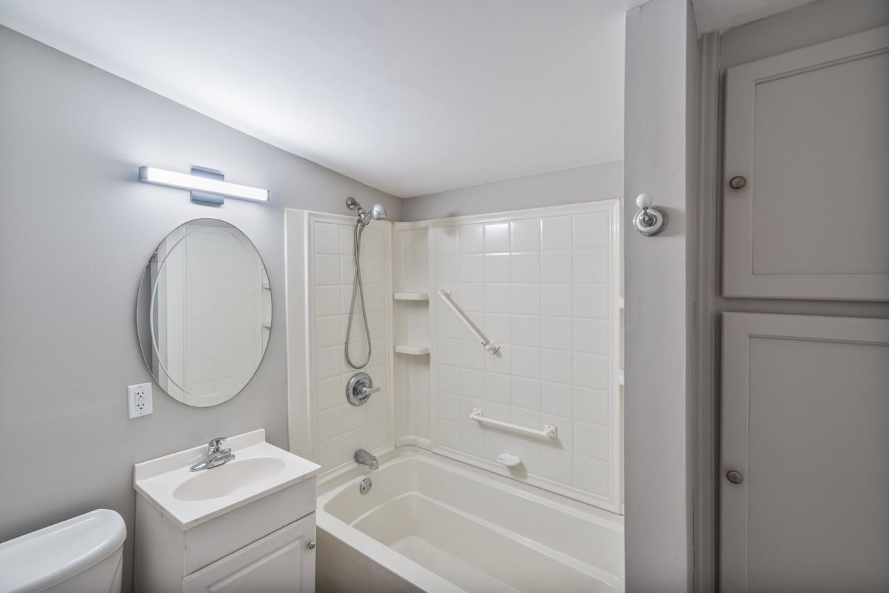 1442 Magnolia St - Photo 7 of 14