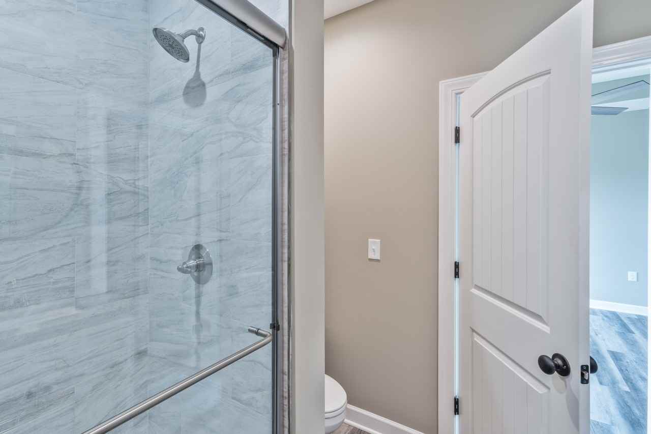 611 Victoria Way - Photo 7 of 11