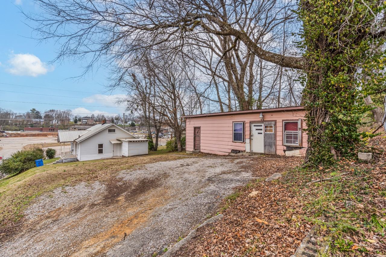 400 W Front St - Photo 4 of 14