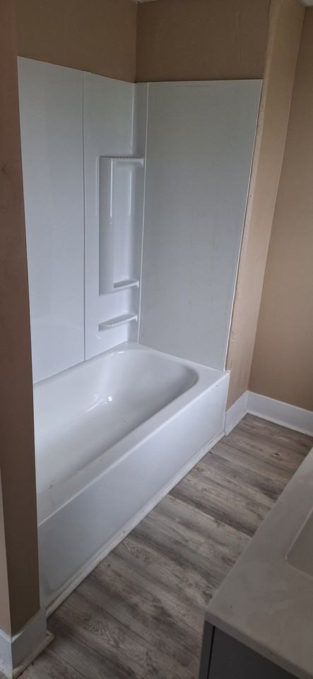 509 S Main St #2 - Photo 7 of 12