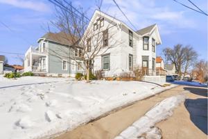 featured image of 170 Marion Ave #3