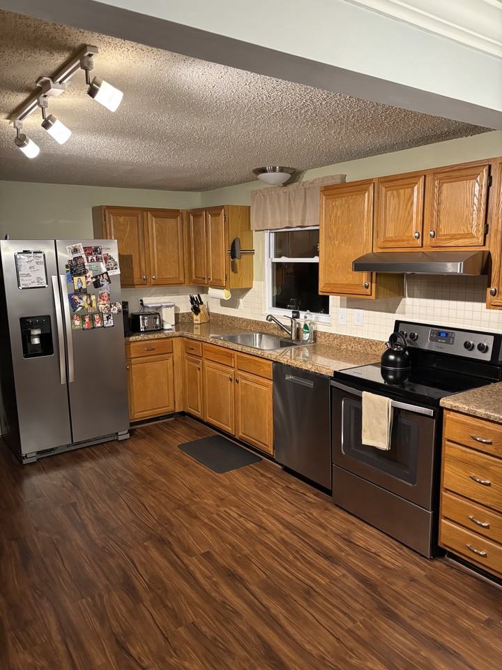 6326 Queens Lace Rd - Photo 5 of 20