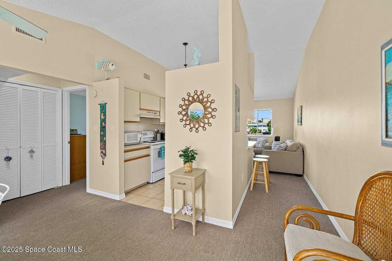 626 Beach Park Ln Unit V266 #V266 - Photo 5 of 37