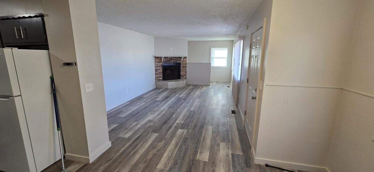 4025 W Pine St - Photo 2 of 16