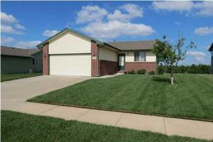 featured image of 2306 S Rogers Ln