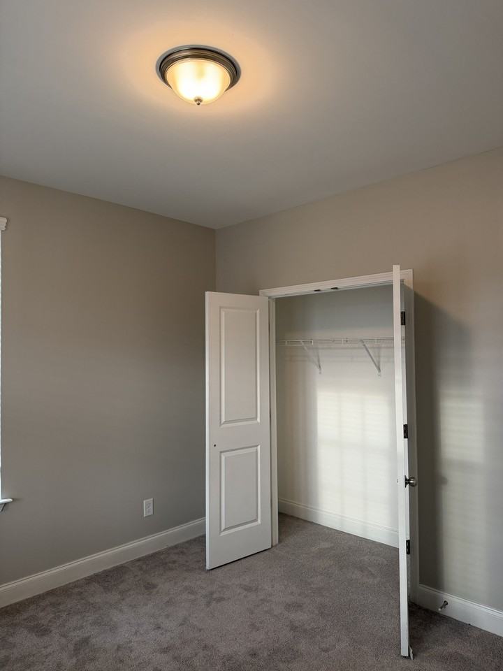 1057 Vida Way #0 - Photo 7 of 28