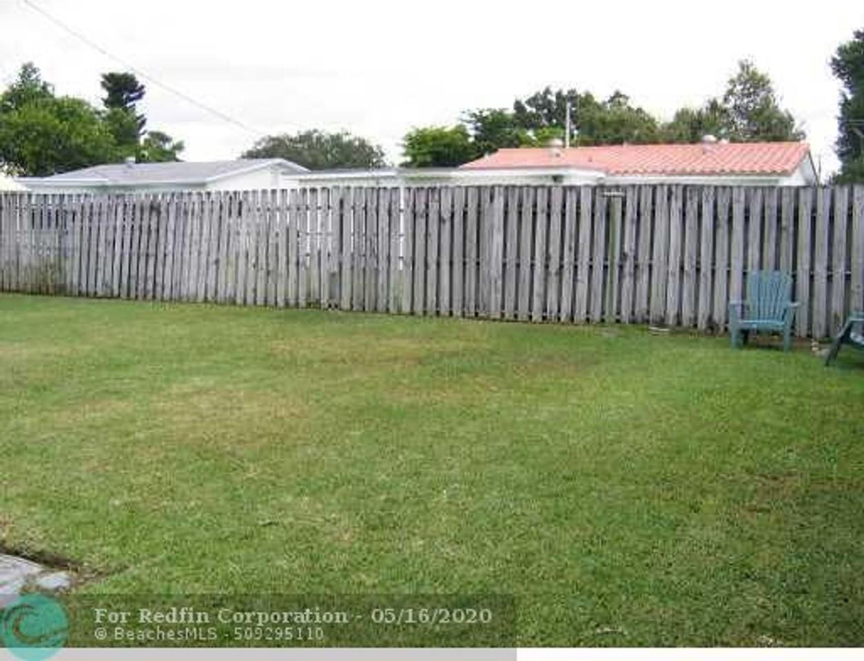 2781 Sw 47th St - Photo 2 of 3