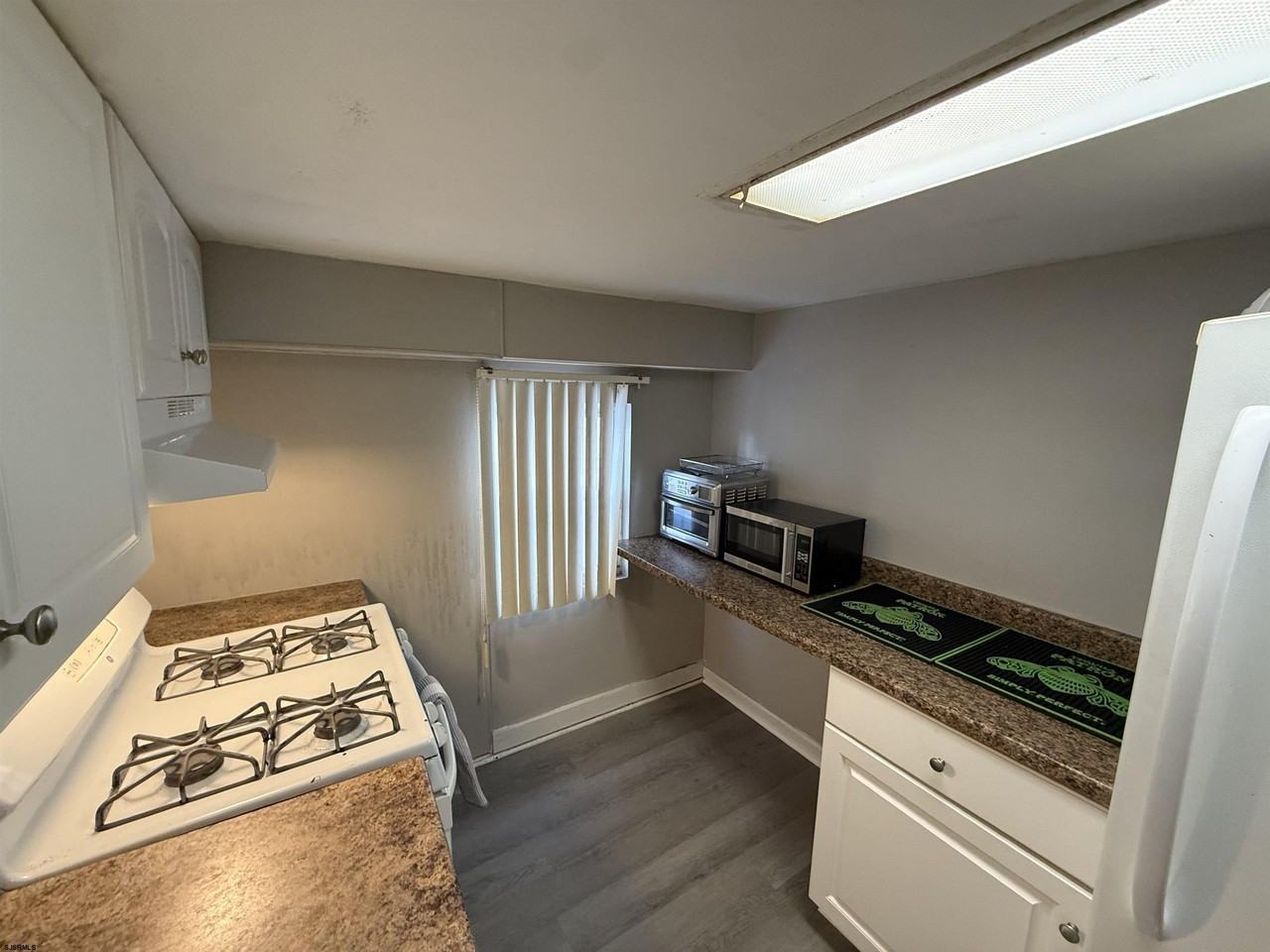 105 N Richards Ave - Photo 7 of 18