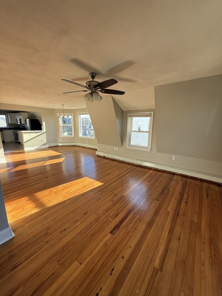 76 Fremont St #3 - Photo 4 of 7