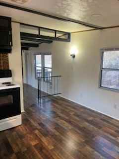 29 Cater Ln - Photo 5 of 11