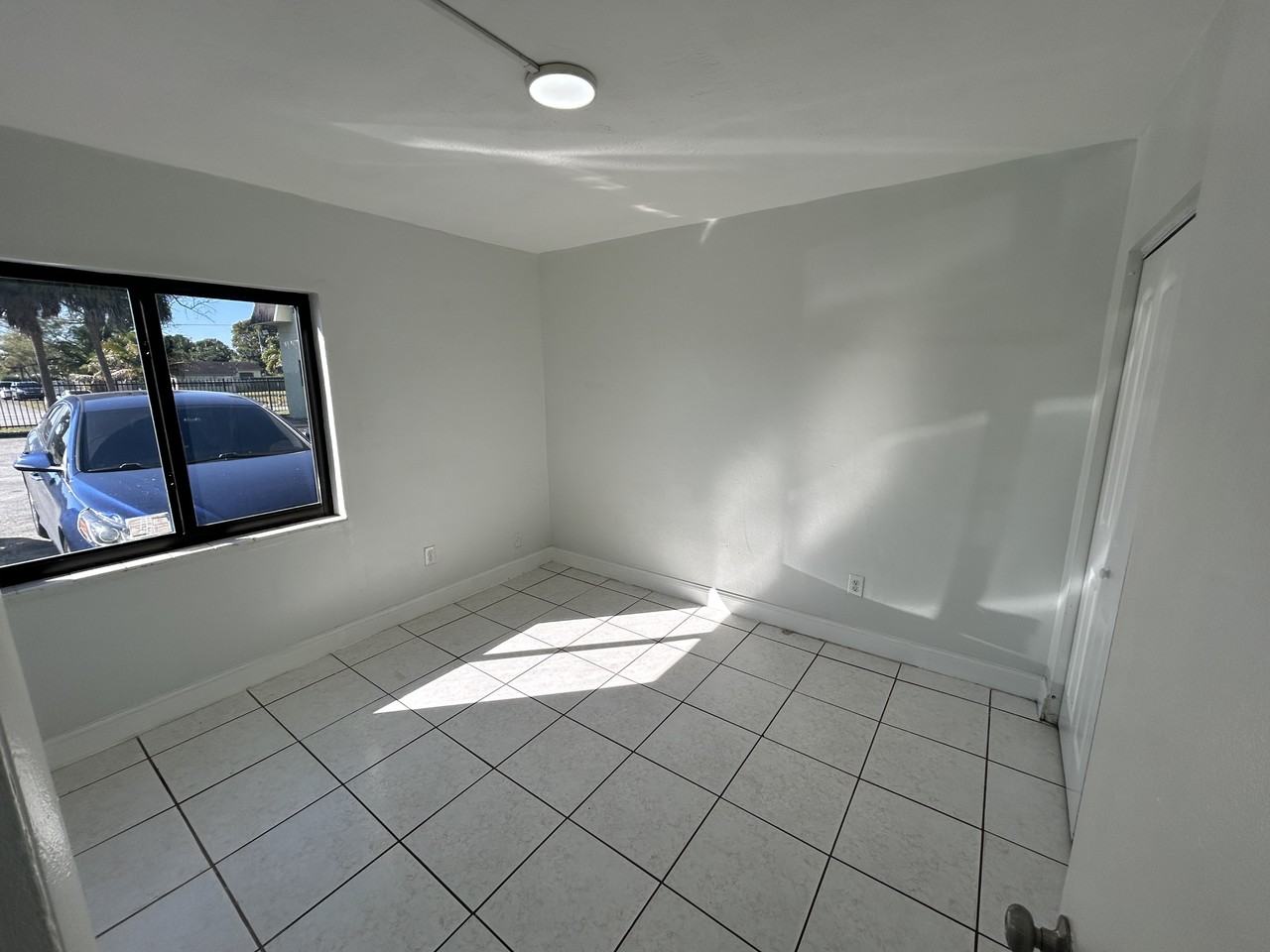 18255 Nw 23rd Ave #3 - Photo 3 of 12