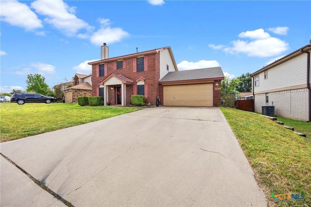 306 Barber Dr - Photo 4 of 33