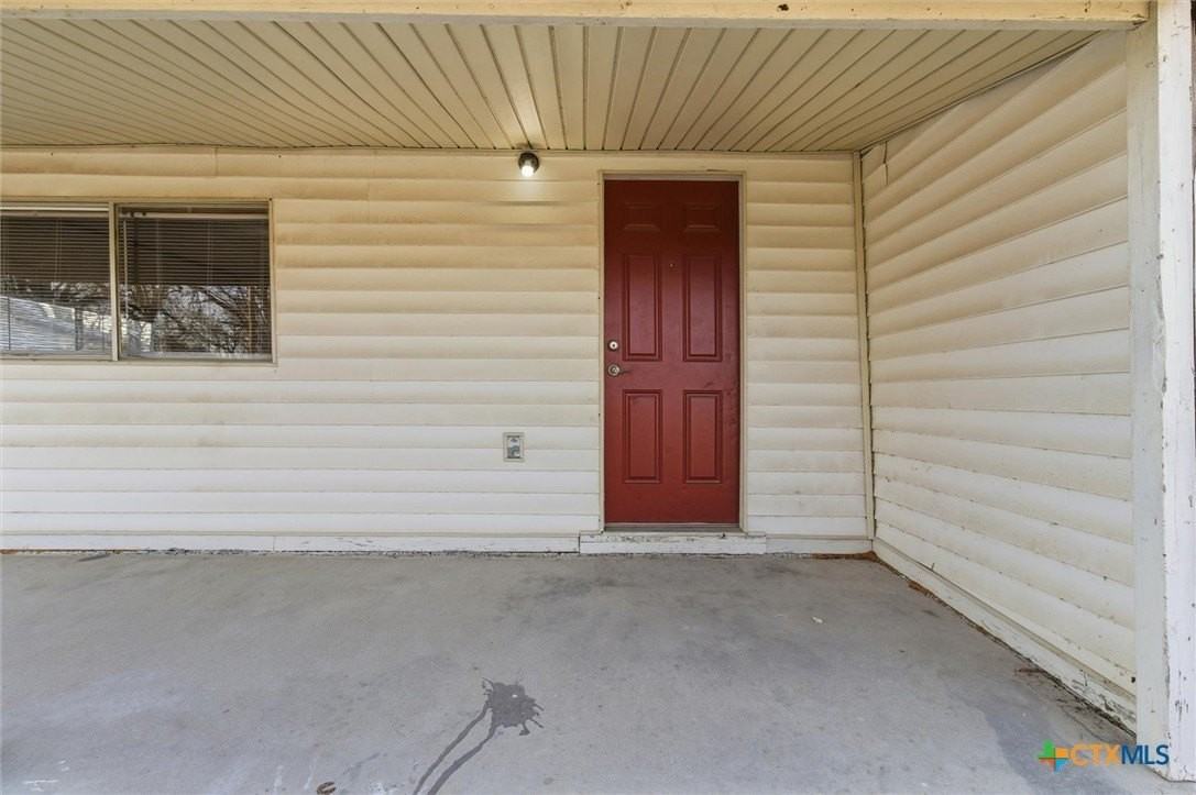 204 Salinas Rd - Photo 3 of 12