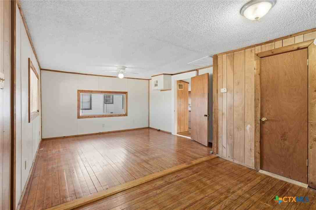 204 Salinas Rd - Photo 4 of 12