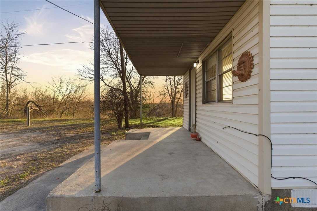 212 Salinas Rd - Photo 2 of 12