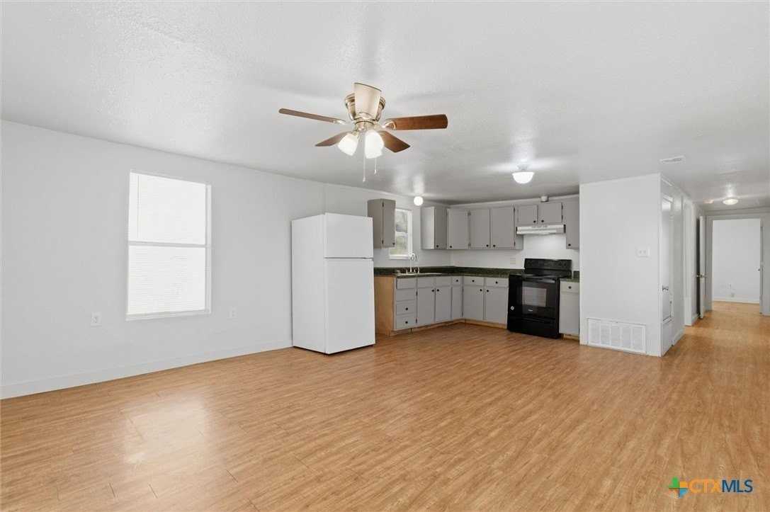 212 Salinas Rd - Photo 5 of 12