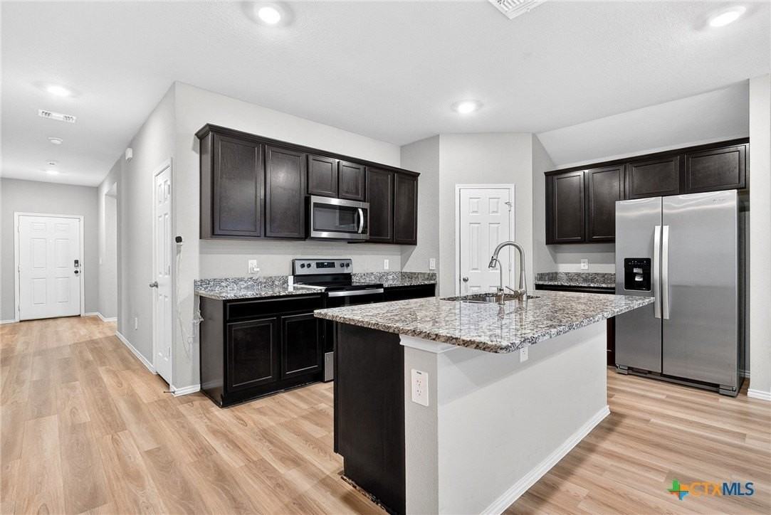 2306 Bufflehead Dr - Photo 3 of 14