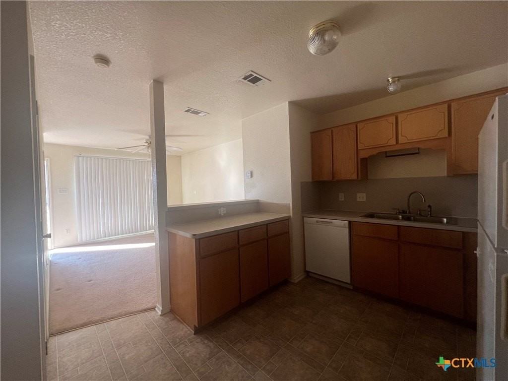 4200 Alan Kent Dr Apt C #C - Photo 4 of 14