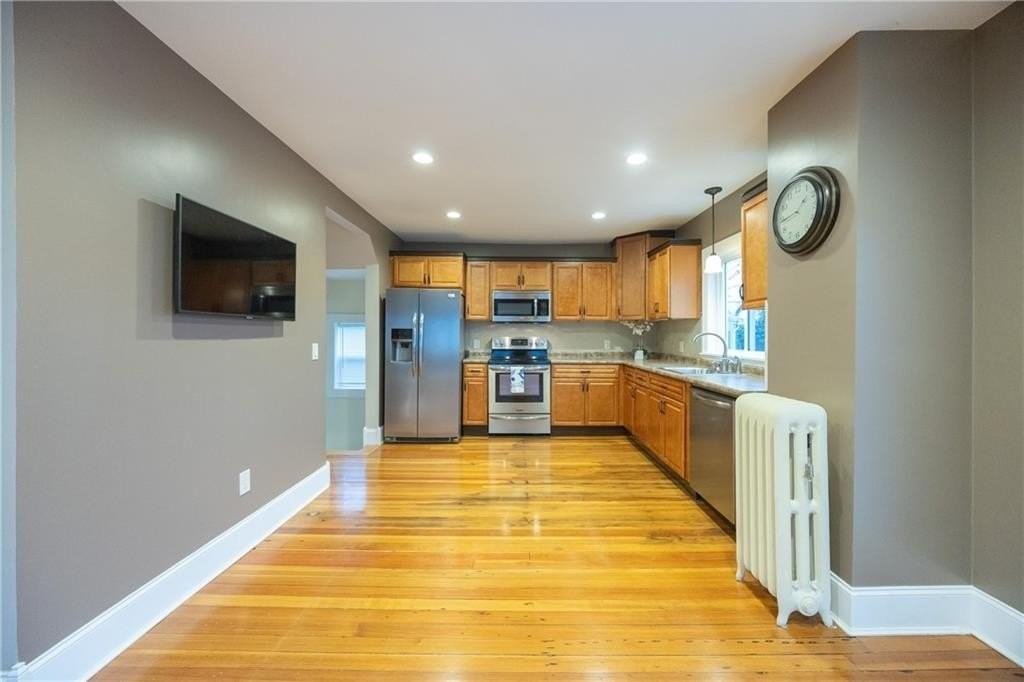 200 Woodward Ave - Photo 4 of 31