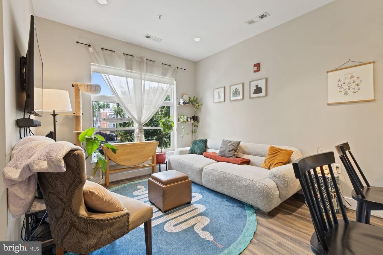 1111 Orren St Ne Unit 207 #207 - Photo 4 of 21