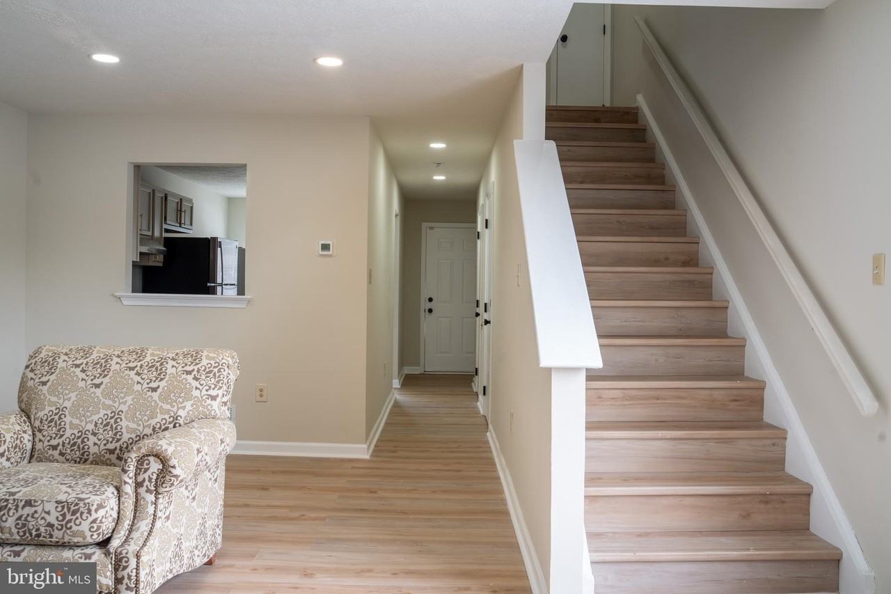 106 Gateway Dr Unit 14 #14 - Photo 2 of 6