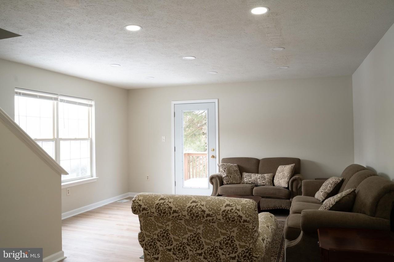 106 Gateway Dr Unit 14 #14 - Photo 3 of 6